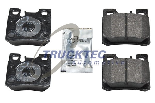 Bromsbeläggsats, Bakaxel TRUCKTEC AUTOMOTIVE