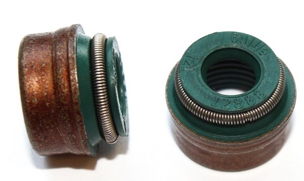 Ventilpackning, Insugssidan, Avgas-/utsläppssidan Elring 522.930 ELRING Ventilpackning, Insugssidan, Avgas-/utsläppssidan Elring 522.930 ELRING