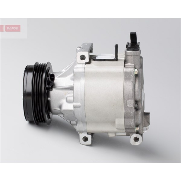 Kompressor, klimatanläggning 12V Denso DCP36001 DENSO