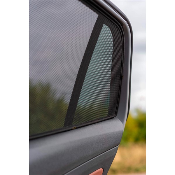 Solskydd, Bak Car Shades