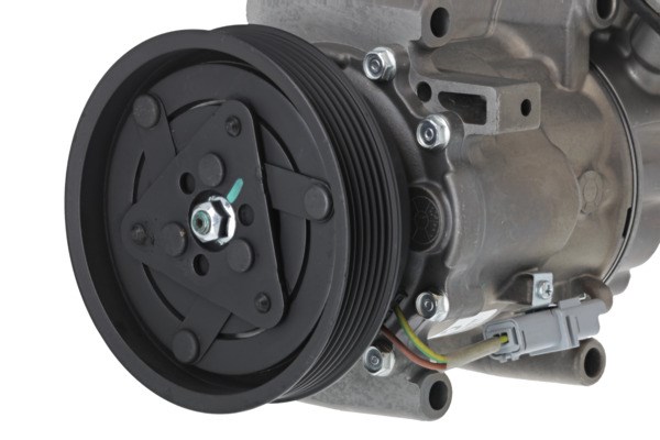 Kompressor, klimatanläggning 12V Valeo 813631 VALEO Kompressor, klimatanläggning 12V Valeo 813631 VALEO