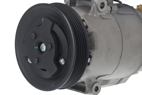 Kompressor, klimatanläggning 12V Valeo 813909 VALEO Kompressor, klimatanläggning 12V Valeo 813909 VALEO