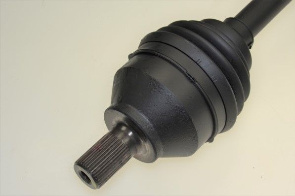 Drivaxel, framaxel vänster Löbro 304743 LÖBRO