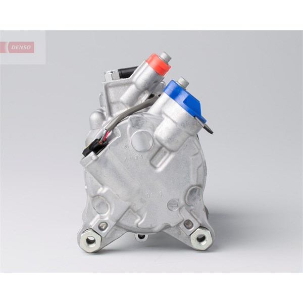 Kompressor, klimatanläggning Denso DCP05099 DENSO