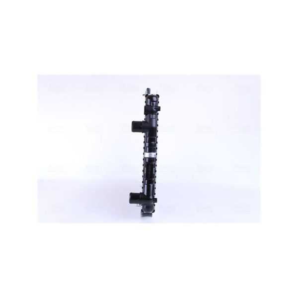 Kylare, motorkylning Nissens ** first fit ** 61390 NISSENS
