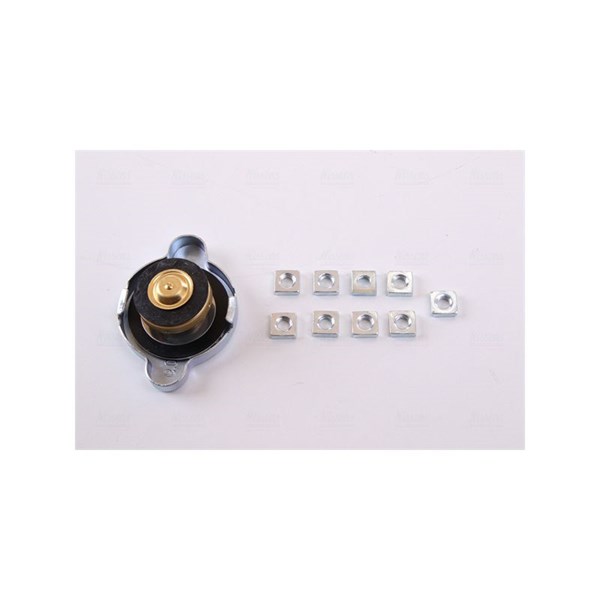 Kylare, motorkylning Nissens ** first fit ** 62895A NISSENS