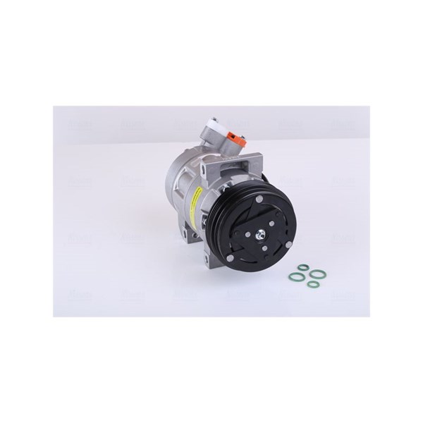 Kompressor, klimatanläggning 12V Nissens ** first fit ** 890088 NISSENS