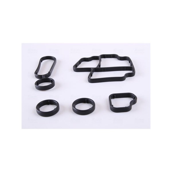 Oljekylare, motor Nissens ** first fit ** 91272 NISSENS