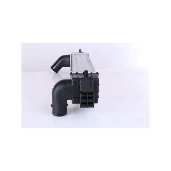 Intercooler Nissens 96215 NISSENS