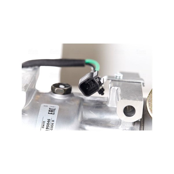 Kompressor, klimatanläggning 12V Nissens 890584 NISSENS