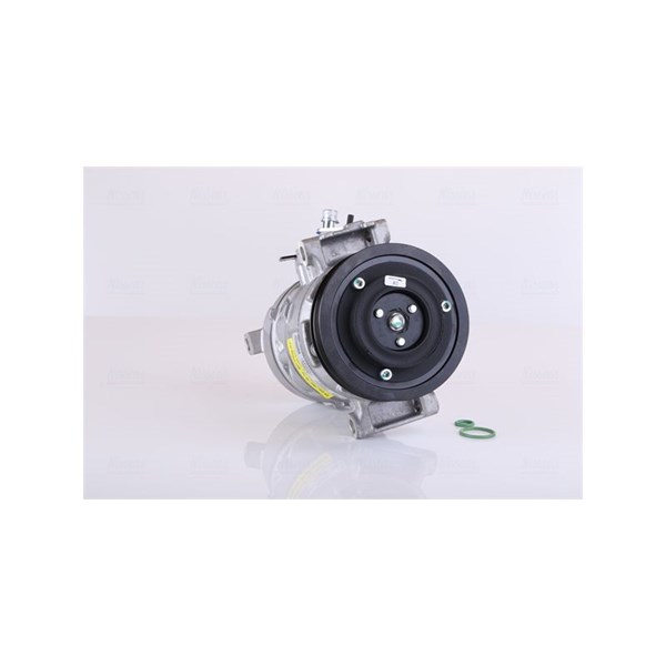 Kompressor, klimatanläggning 12V Nissens 890602 NISSENS