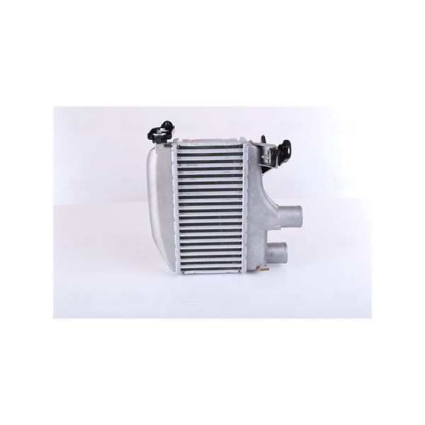 Intercooler Nissens 96164 NISSENS Intercooler Nissens 96164 NISSENS