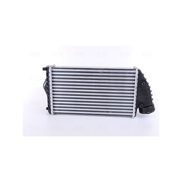 Intercooler, Höger Nissens 96175 NISSENS Intercooler, Höger Nissens 96175 NISSENS