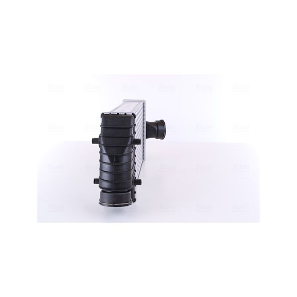 Intercooler, Höger Nissens 96175 NISSENS Intercooler, Höger Nissens 96175 NISSENS