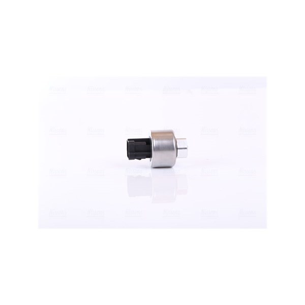 Tryckswitch, klimatanläggning 12V Nissens 301019 NISSENS