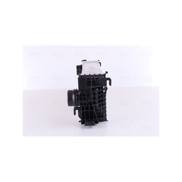 Intercooler Nissens 96133 NISSENS Intercooler Nissens 96133 NISSENS