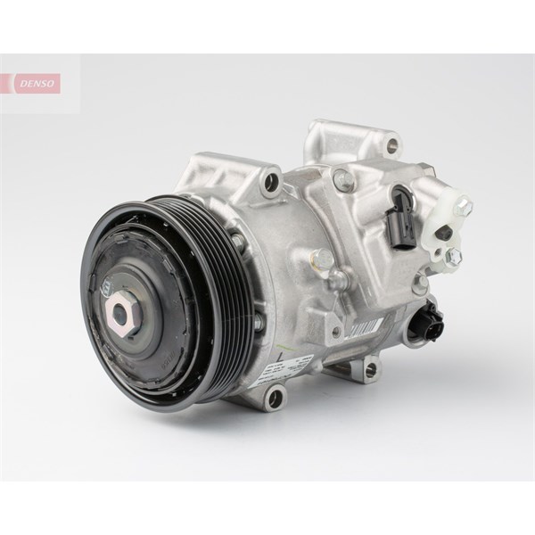 Kompressor, klimatanläggning Denso DCP50101 DENSO