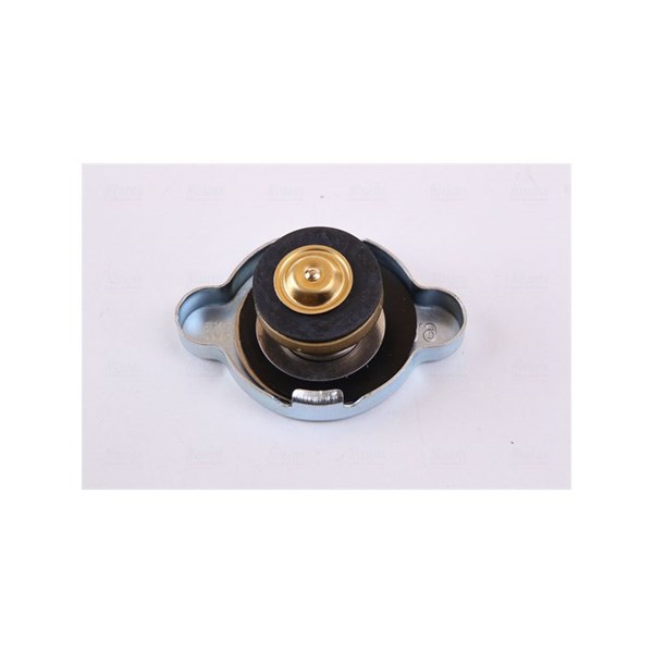 Kylare, motorkylning Nissens 67521 NISSENS