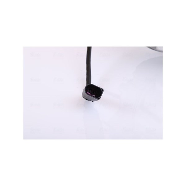 Kompressor, klimatanläggning 12V Nissens 890068 NISSENS
