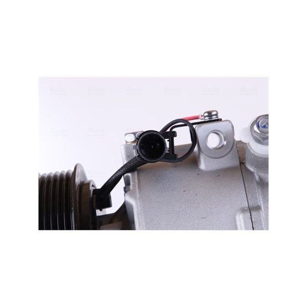 Kompressor, klimatanläggning 12V Nissens 890430 NISSENS