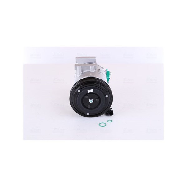 Kompressor, klimatanläggning 12V Nissens 890877 NISSENS