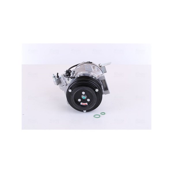 Kompressor, klimatanläggning 12V Nissens 890880 NISSENS Kompressor, klimatanläggning 12V Nissens 890880 NISSENS