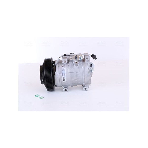 Kompressor, klimatanläggning 12V Nissens 890881 NISSENS