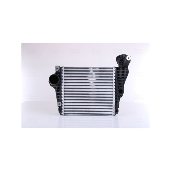 Intercooler, Höger Nissens 961426 NISSENS Intercooler, Höger Nissens 961426 NISSENS