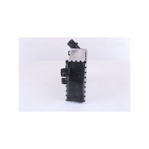 Intercooler, Vänster Nissens 96168 NISSENS