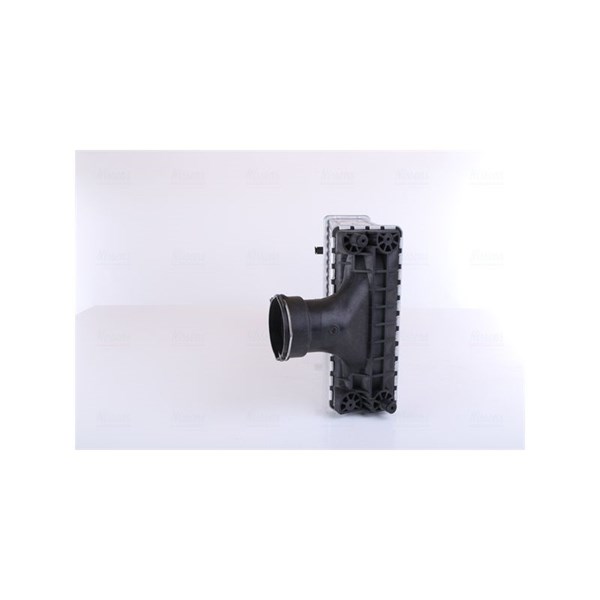 Intercooler, Vänster Nissens 96174 NISSENS Intercooler, Vänster Nissens 96174 NISSENS