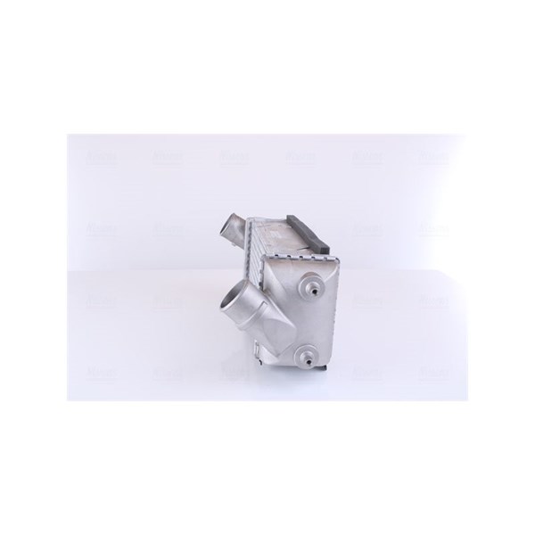 Intercooler Nissens 96192 NISSENS Intercooler Nissens 96192 NISSENS