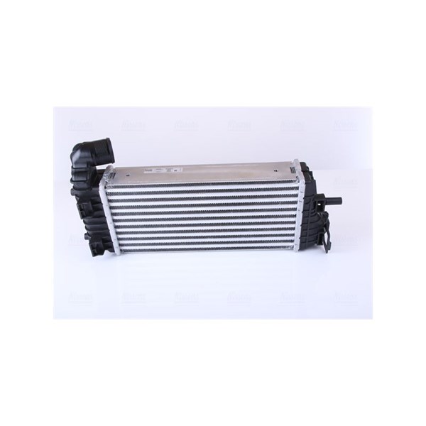 Intercooler Nissens 96251 NISSENS Intercooler Nissens 96251 NISSENS