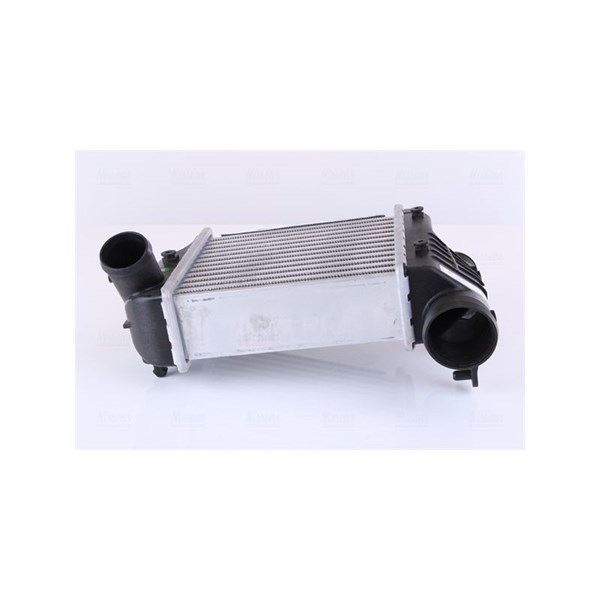 Intercooler Nissens 96417 NISSENS