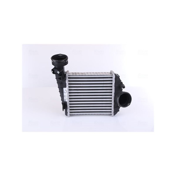 Intercooler, Vänster Nissens 96469 NISSENS