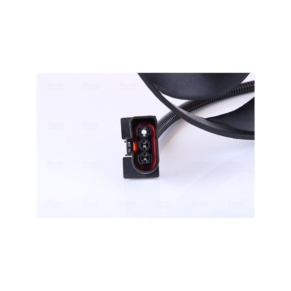 Fläkt, kylare 12V, Höger Nissens 85541 NISSENS