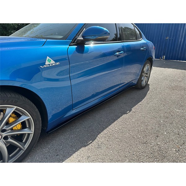 Sidokjolar Alfa Romeo Giulia 2015- Motordrome DX SAR02 Motordrome Sidokjolar Alfa Romeo Giulia 2015- Motordrome DX SAR02 Motordrome