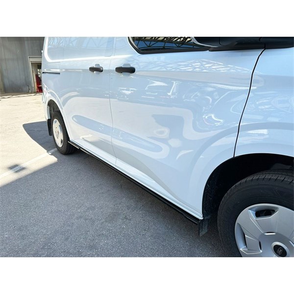 Sidokjolar Ford Transit Custom SWB (V710) 2024- Motordrome
