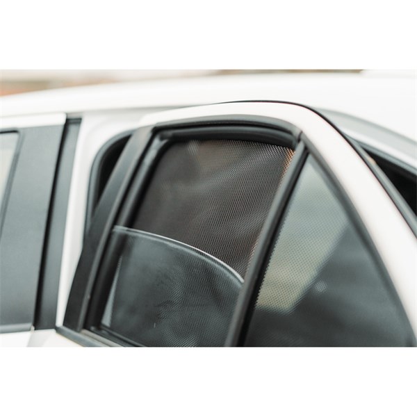 Solskydd Toyota Yaris Cross (MXP) 2020-, Bak Car Shades