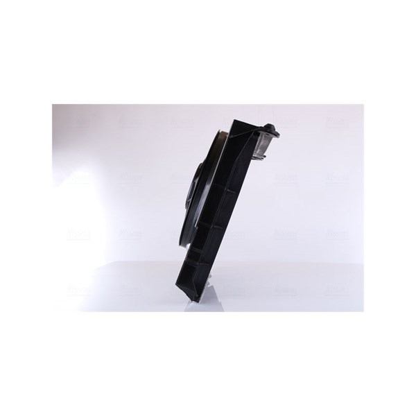 Fläkt, kylare 12V, Vänster Nissens 85318 NISSENS Fläkt, kylare 12V, Vänster Nissens 85318 NISSENS