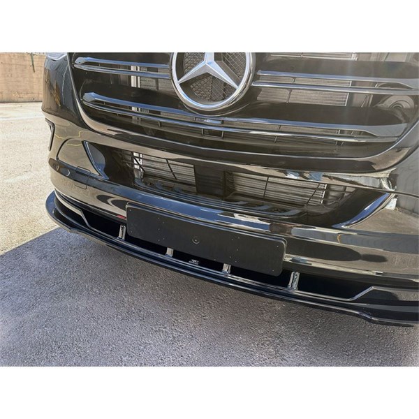 Frontspoiler Mercedes Sprinter (907/910) VS30 2018- Motordrome