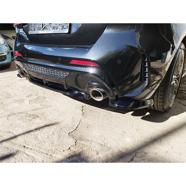 Bakre stötfångarskjol (Hörn) BMW 1 (F40) M135i 2019-2024 Motordro Motordrome