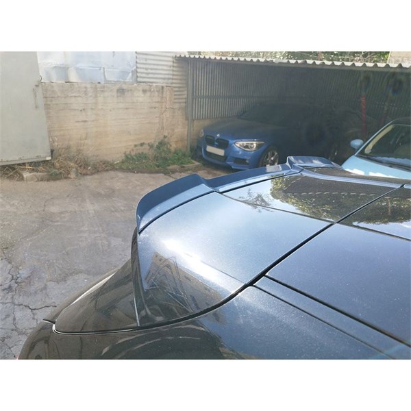 Takspoiler (Spoilerkåpa) BMW 1-Series (F40) 2019-2024 Motordrome Takspoiler (Spoilerkåpa) BMW 1-Series (F40) 2019-2024 Motordrome