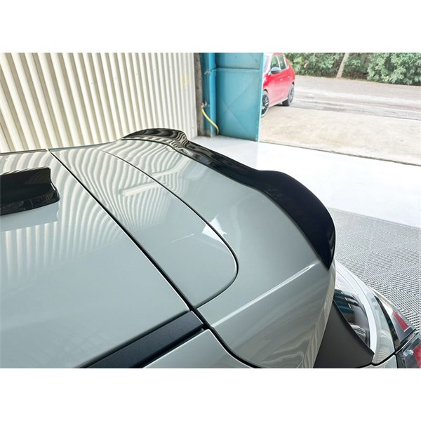 Takspoiler (Spoilerkåpa) Ford Puma ST Line & FL 2019-24- Motordrome Takspoiler (Spoilerkåpa) Ford Puma ST Line & FL 2019-24- Motordrome