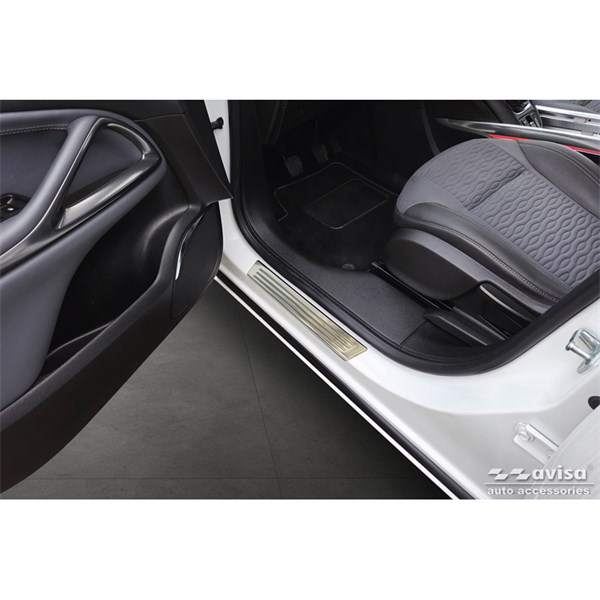Dörrtröskelskydd Opel Zafira (C) TourerFacelift 2012-16-19, Ford Dörrtröskelskydd Opel Zafira (C) TourerFacelift 2012-16-19, Ford