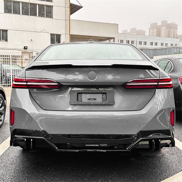 Spoiler Bak BMW 5-Series G60 Sedan Autostyle TS BM117 AutoStyle Spoiler Bak BMW 5-Series G60 Sedan Autostyle TS BM117 AutoStyle