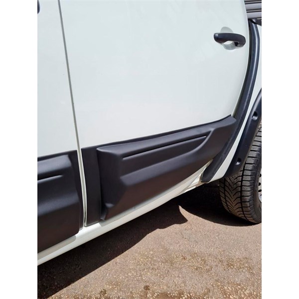 Dörrpanelset Mitsubishi L200 Triton 4 2007-2014 OneWay Dörrpanelset Mitsubishi L200 Triton 4 2007-2014 OneWay