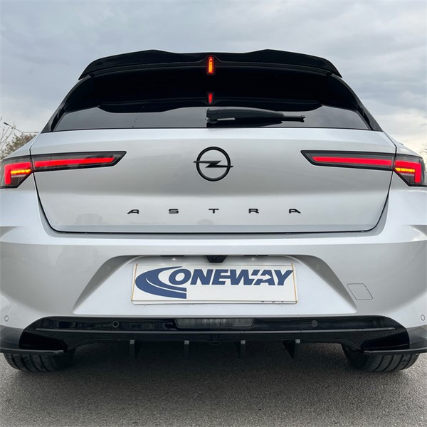Takspoilerhuvud Opel Astra L HB 2021- OneWay Takspoilerhuvud Opel Astra L HB 2021- OneWay