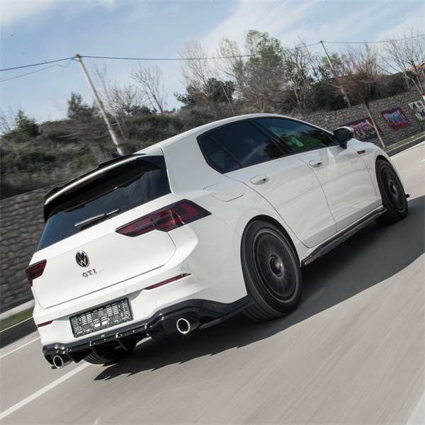 Takspoilerhuvud VW Golf VIII HB GTI 2020- OneWay