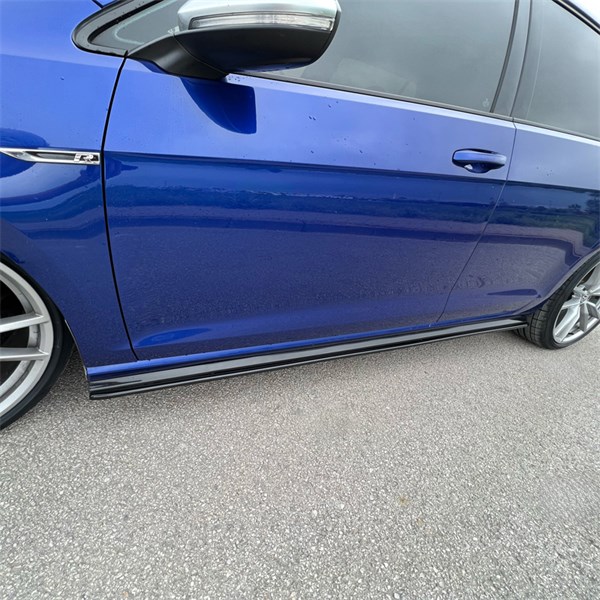 Sidokjolar VW Golf VII (7.5) HB/Variant R 2017-2020 OneWay