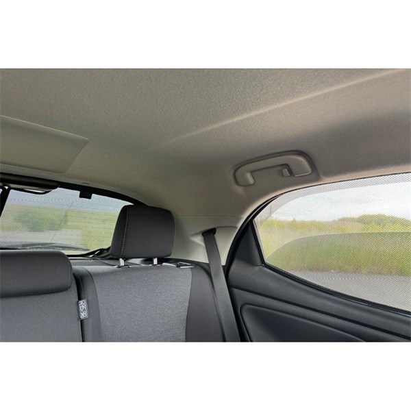 Solskydd Toyota Yaris (P21) 5 doors, Bak Car Shades Solskydd Toyota Yaris (P21) 5 doors, Bak Car Shades